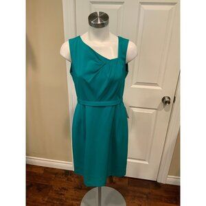 Elie Tahari Green Sheath Dress W/ Structured Pleated Neckline, Size 6